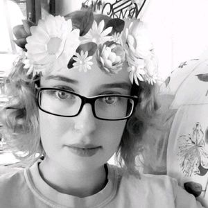 Meet your Posher, Madalyn